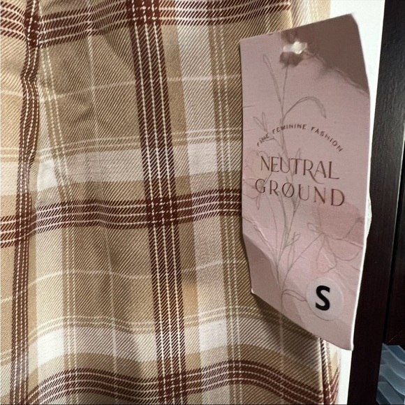 Neutral Ground Plaid Pants, New with Tags, Size Small - Picture 6 of 7